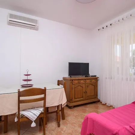 G Apartment